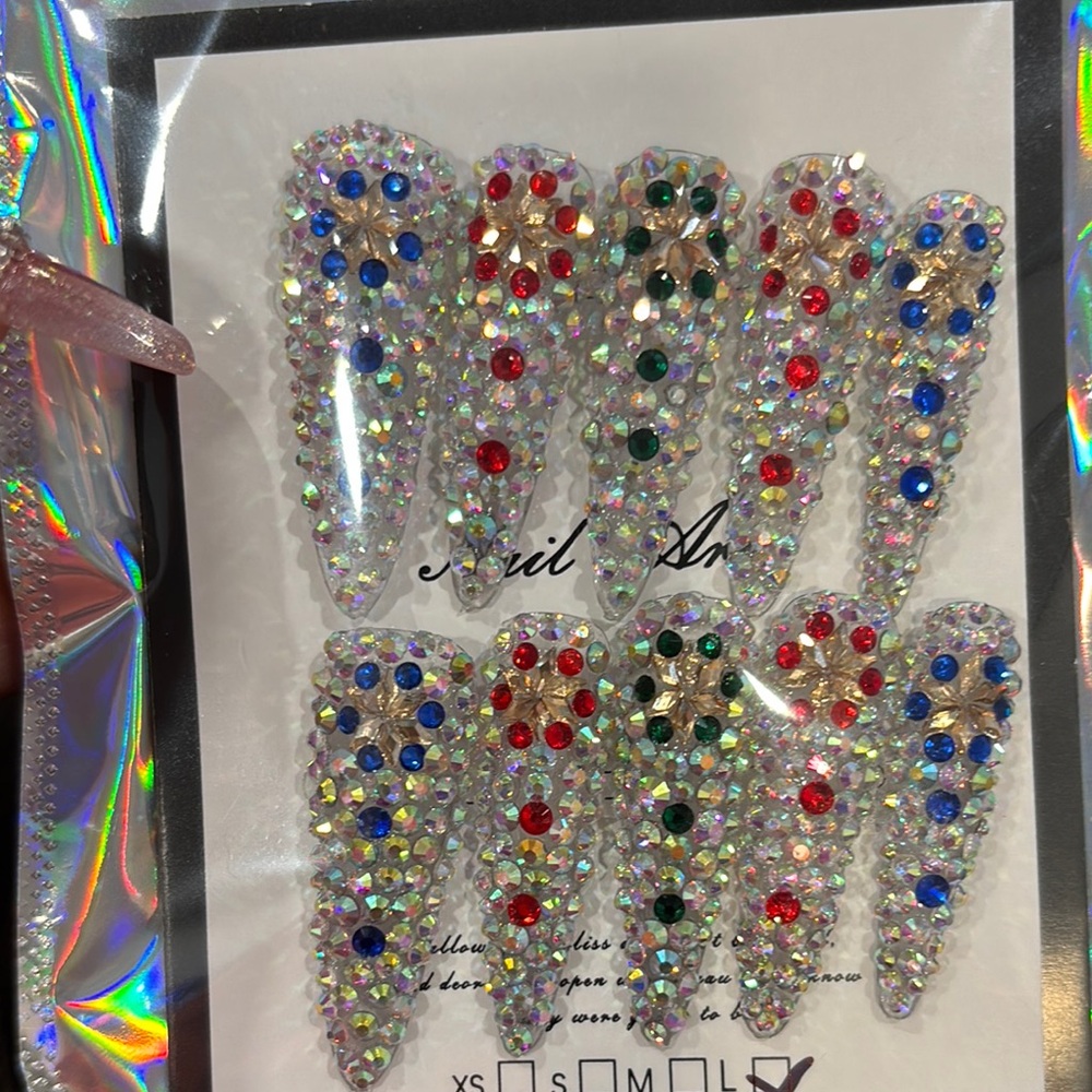 Colorful Rhinestone press on Nail Set - Picture 3 of 8
